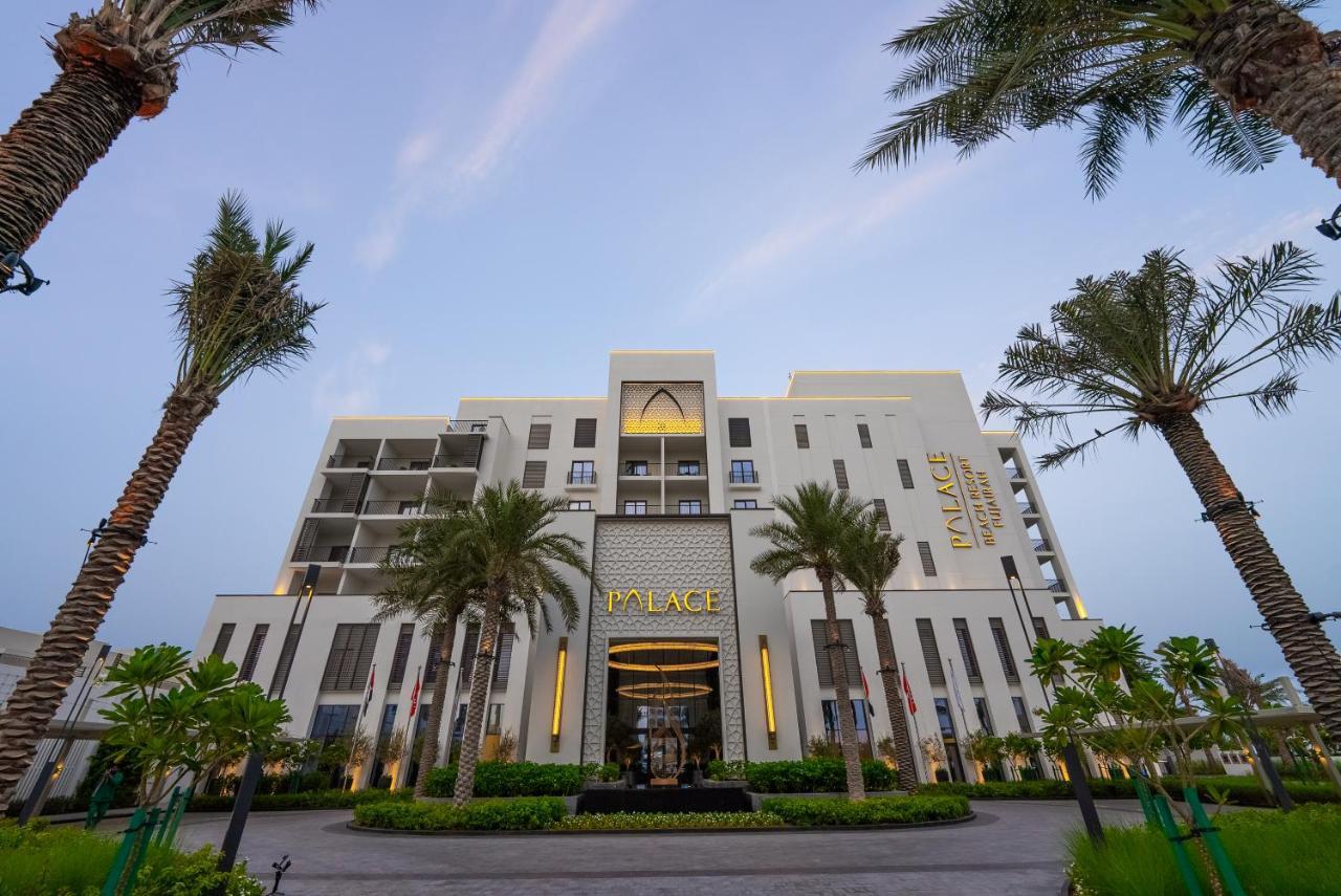 Palace Beach Resort Fujairah Bagian luar foto The Palace Downtown Dubai